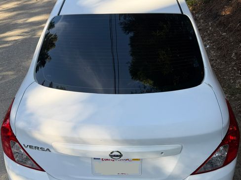 Used 2017 Nissan Versa S FWD image 12