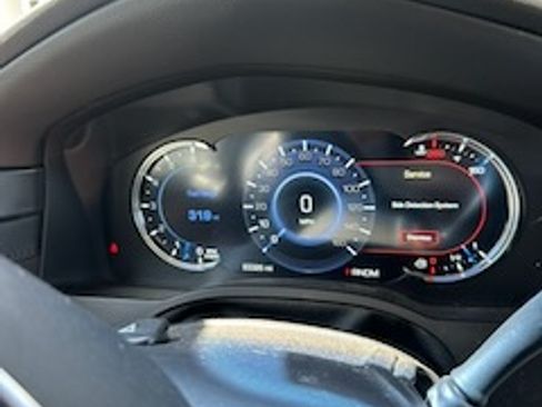 Used 2016 Cadillac Escalade Luxury AWD/4WD image 6