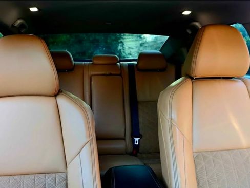 Used 2016 Nissan Maxima SR image 11