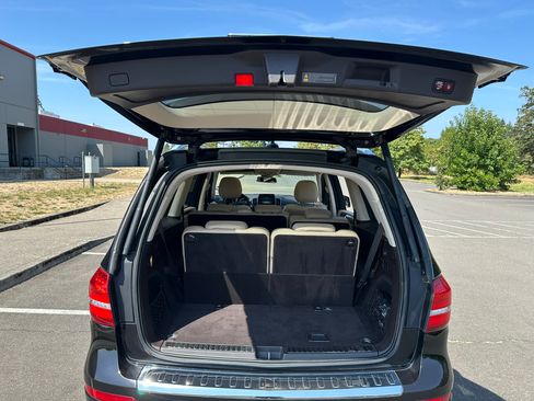 Used 2017 Mercedes-Benz GLS 450 4MATIC image 14
