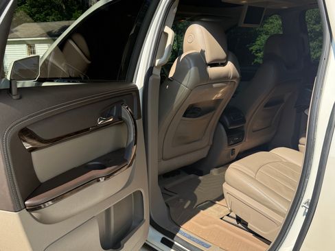 Used 2015 GMC Acadia Denali FWD image 15