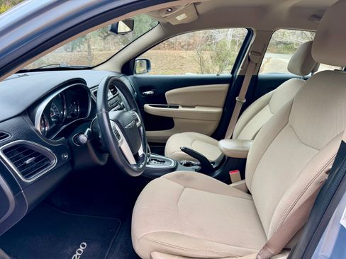 Used 2013 Chrysler 200 Touring w/ S Exterior Appearance Pkg image 20