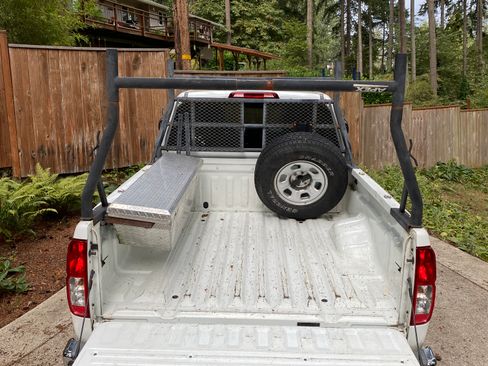 Used 2016 Nissan Frontier S w/ S Preferred Package RWD image 8