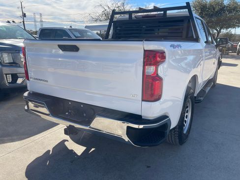 Used 2020 Chevrolet Silverado 1500 LT w/ Convenience Package image 8