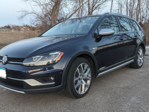 Used 2019 Volkswagen Golf Alltrack SEL image 14