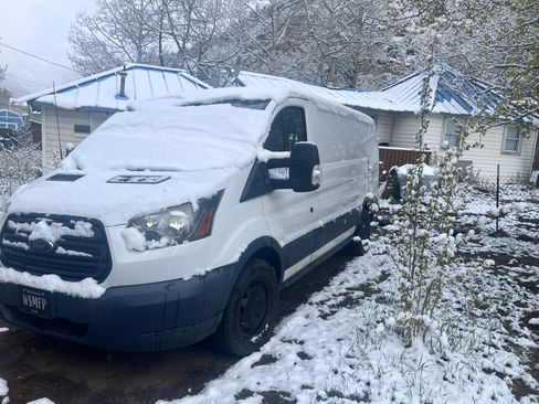 Used 2015 Ford Transit 150 130 Low Roof RWD image 2