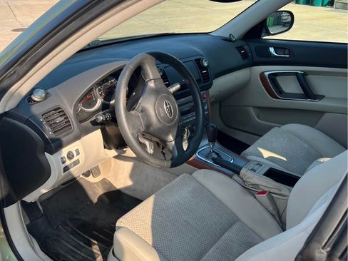Used 2005 Subaru Outback 2.5i image 5