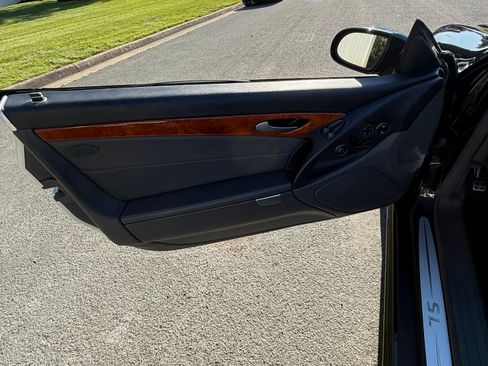 Used 2005 Mercedes-Benz SL 500 image 23