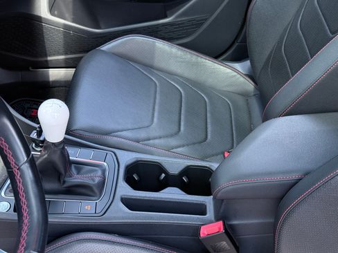 Used 2021 Volkswagen Jetta GLI Autobahn FWD image 17