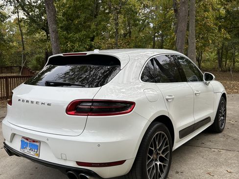Used 2015 Porsche Macan S image 20