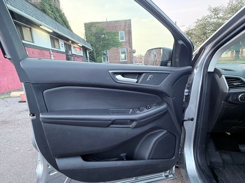Used 2023 Ford Edge SE AWD/4WD image 17