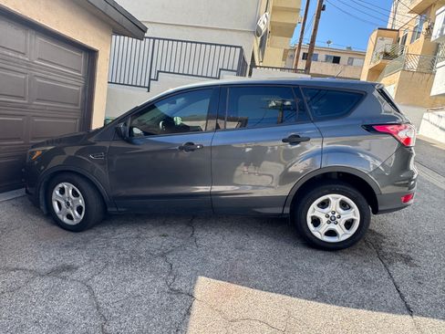 Used 2018 Ford Escape S FWD image 2