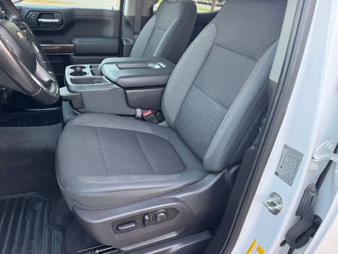 Used 2019 Chevrolet Silverado 1500 LT w/ All-Star Edition AWD/4WD image 17