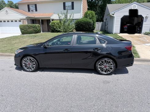 Used 2020 Kia Forte Sedan FWD image 1