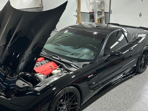 Used 2003 Chevrolet Corvette Z06 w/ Memory Package, 3 Drivers RWD image 6