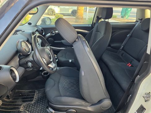 Used 2007 MINI Cooper S image 9