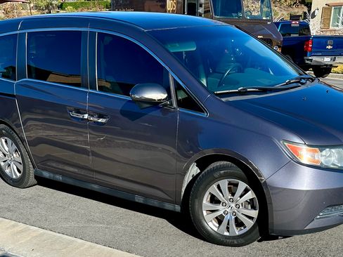 Used 2015 Honda Odyssey EX image 4