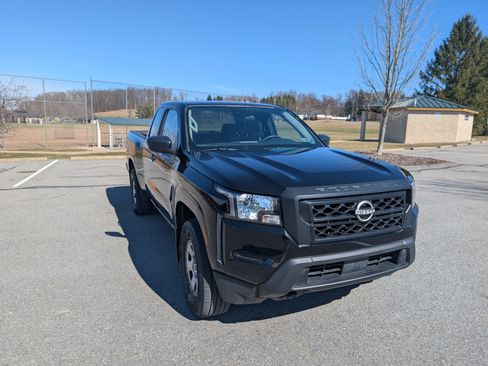 Used 2022 Nissan Frontier S w/ Technology Package image 4