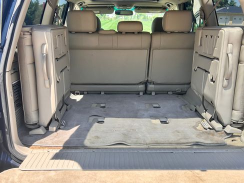 Used 2004 Toyota Land Cruiser AWD/4WD image 15