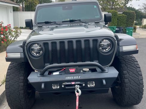 Used 2021 Jeep Wrangler Rubicon AWD/4WD image 2