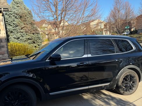 Used 2020 Kia Telluride SX w/ SX Prestige Package image 2