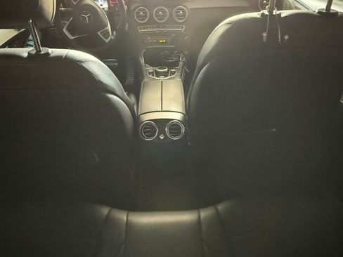 Used 2019 Mercedes-Benz GLC 300 4MATIC Coupe image 15