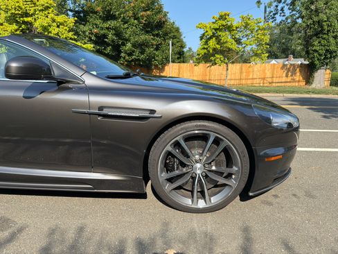 Used 2010 Aston Martin DBS Volante Convertible 2D image 13