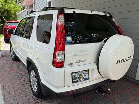 Used 2006 Honda CR-V EX image 9