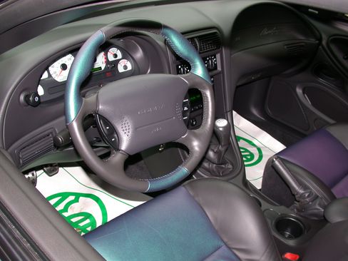 Used 2004 Ford Mustang Cobra image 6