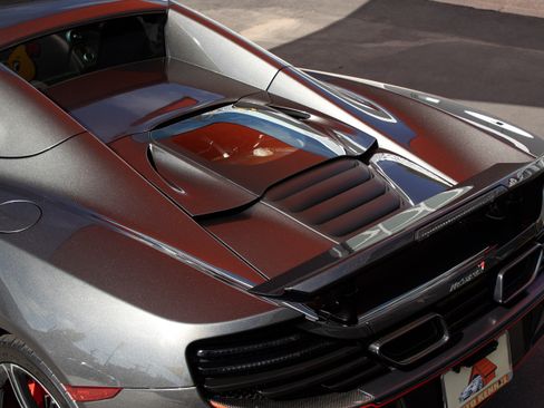 Used 2015 McLaren 650S Spider RWD image 15