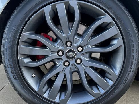 Used 2017 Land Rover Range Rover Sport Supercharged AWD/4WD image 22