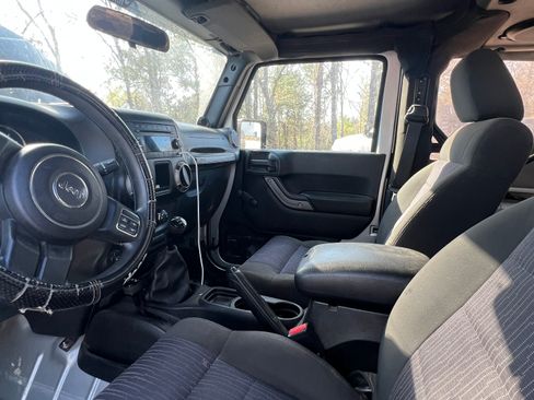 Used 2011 Jeep Wrangler Sport image 14