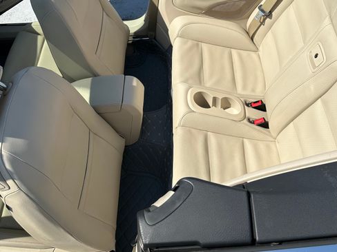 Used 2012 Volkswagen Eos Komfort FWD image 13