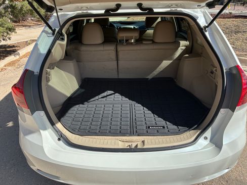 Used 2013 Toyota Venza Limited w/ Tow Prep Pkg image 8