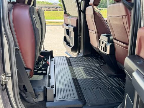 Used 2018 Ford F350 Platinum AWD/4WD image 12