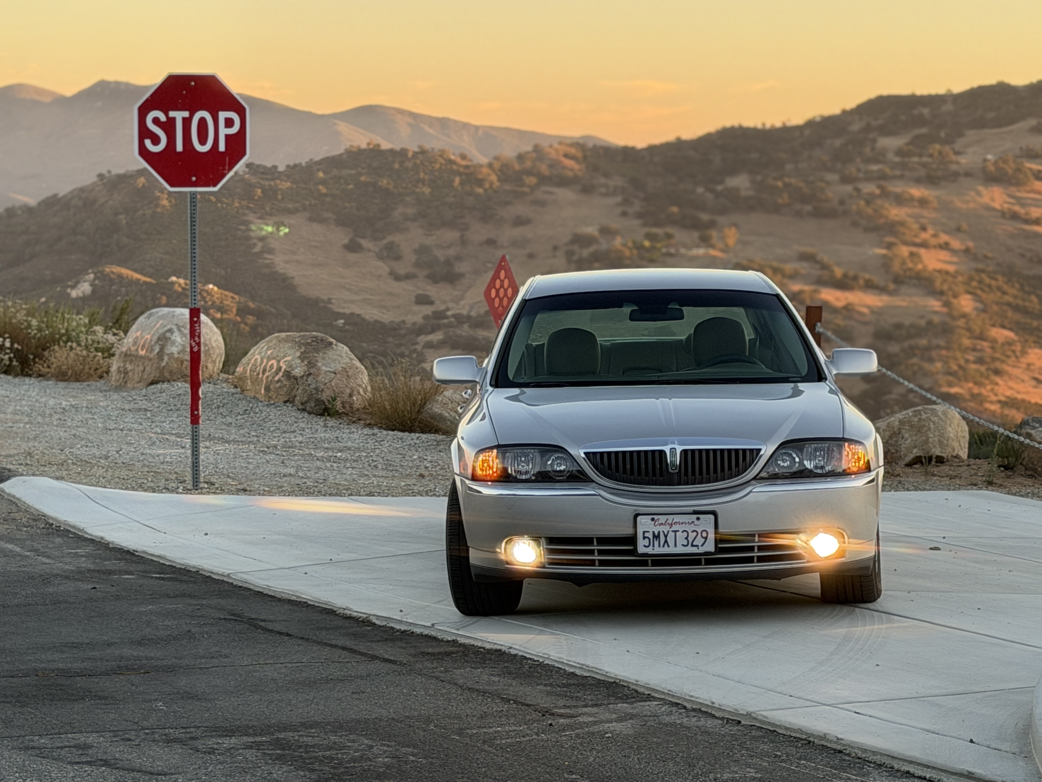 Used 2005 Lincoln LS RWD image 1