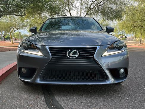 Used 2014 Lexus IS 250 w/ Navigation Package RWD image 10
