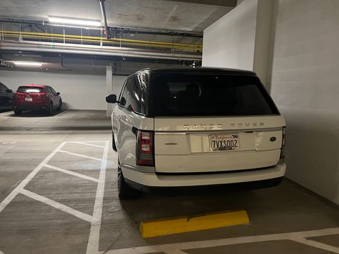 Used 2016 Land Rover Range Rover Long Wheelbase Supercharged image 24