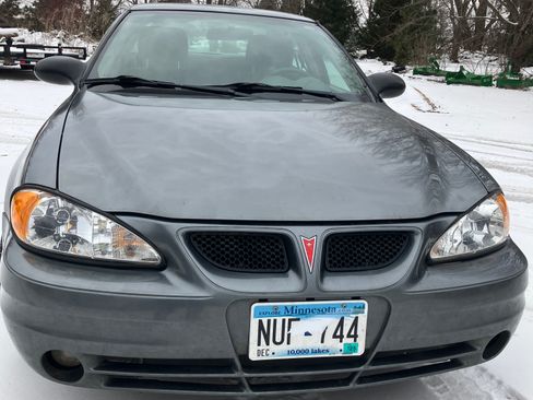 Used 2004 Pontiac Grand Am SE image 4