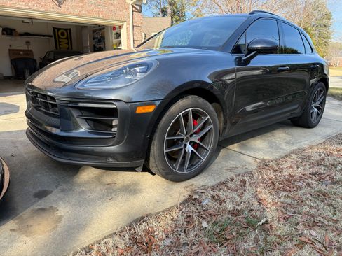 Used 2022 Porsche Macan S image 13