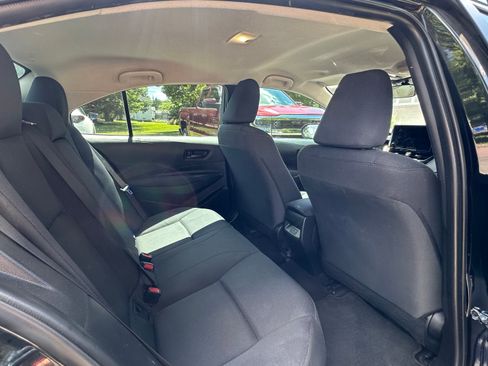 Used 2024 Toyota Corolla LE FWD image 16