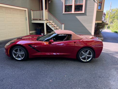 Used 2014 Chevrolet Corvette Stingray Convertible w/ 2LT Preferred Equipment Group RWD image 15