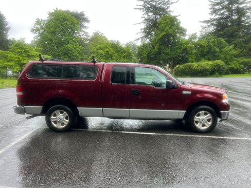 Used 2004 Ford F150 XLT RWD image 2