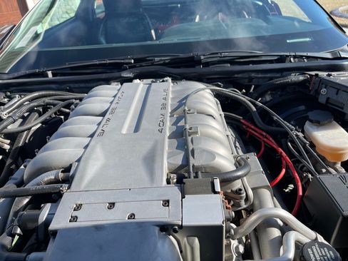 Used 1993 Chevrolet Corvette ZR1 image 19