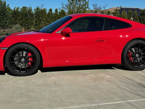 Used 2017 Porsche 911 Carrera image 1