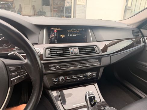Used 2016 BMW 528i xDrive Sedan AWD/4WD image 9