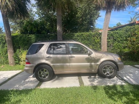 Used 2002 Mercedes-Benz ML 500 4MATIC image 6