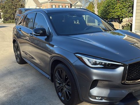 Used 2020 INFINITI QX50 Essential w/ Edition 30 Package image 2