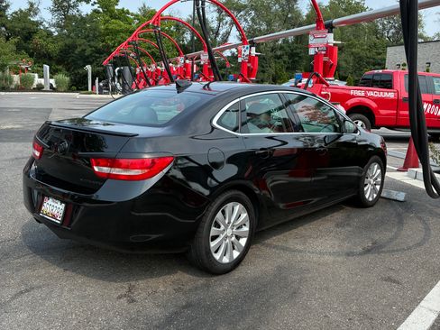 Used 2016 Buick Verano w/ Appearance Package FWD image 6