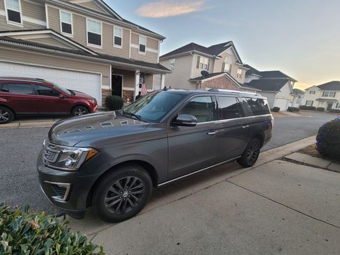 Used 2020 Ford Expedition Max Limited image 1